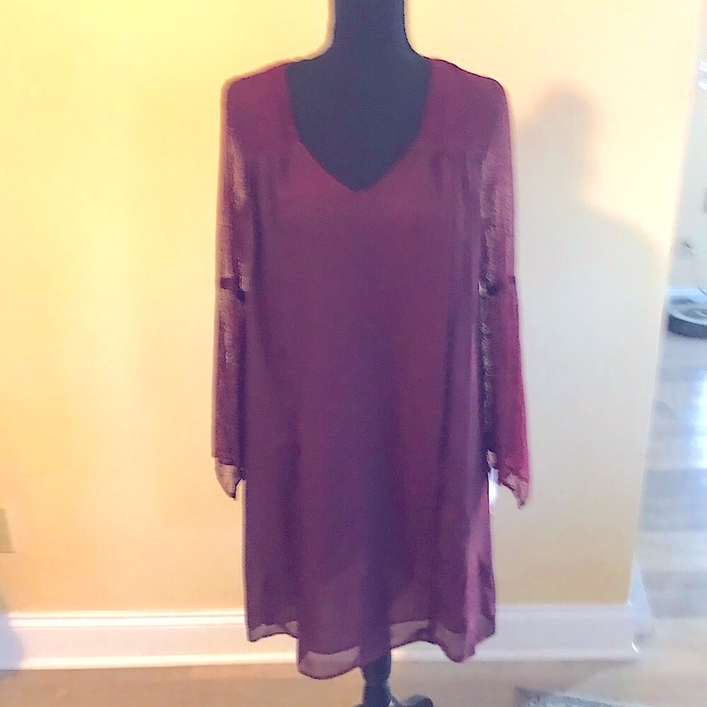 New avec les filled burgundy bell lace sleeve shift dress in size 4 - Picture 1 of 8